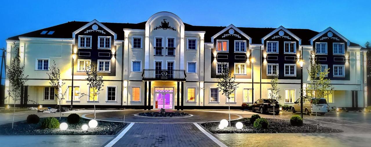 Hotel Sevilla Gold Leczeszyce Εξωτερικό φωτογραφία