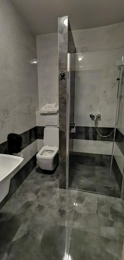 Hotel Sevilla Gold Leczeszyce Εξωτερικό φωτογραφία