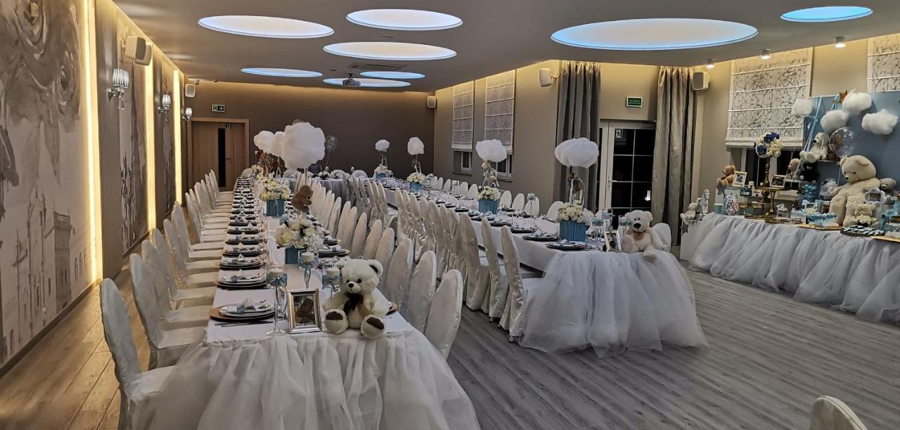 Hotel Sevilla Gold Leczeszyce Εξωτερικό φωτογραφία